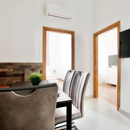 Premium Apartment By Hi5 - Central 3 Bedroom Budapeşte Dış mekan fotoğraf