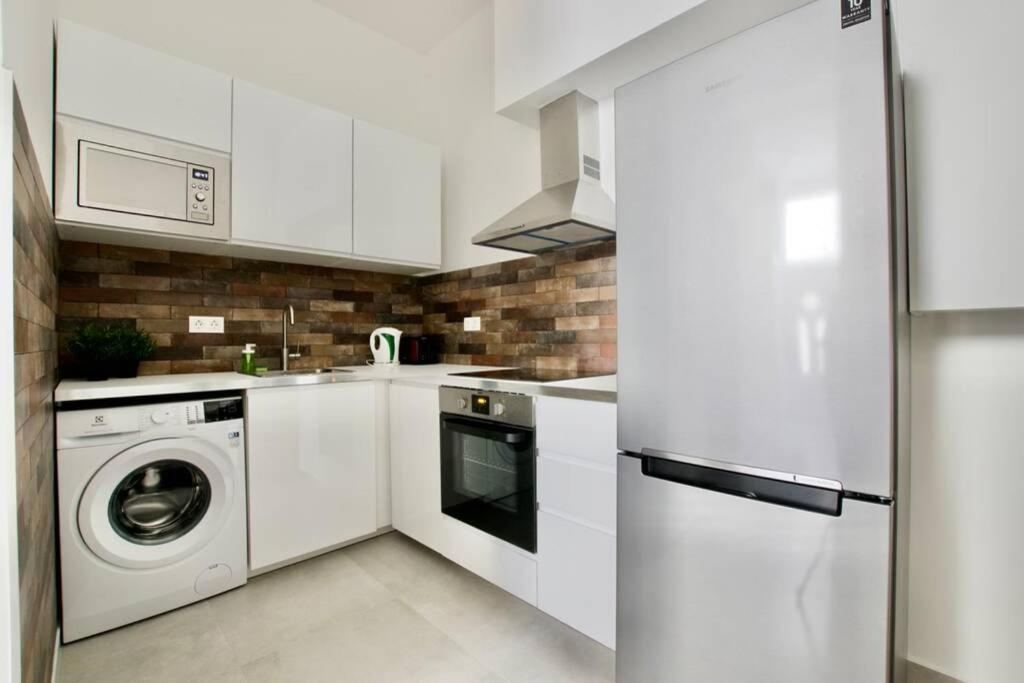 Premium Apartment By Hi5 - Central 3 Bedroom Budapeşte Dış mekan fotoğraf