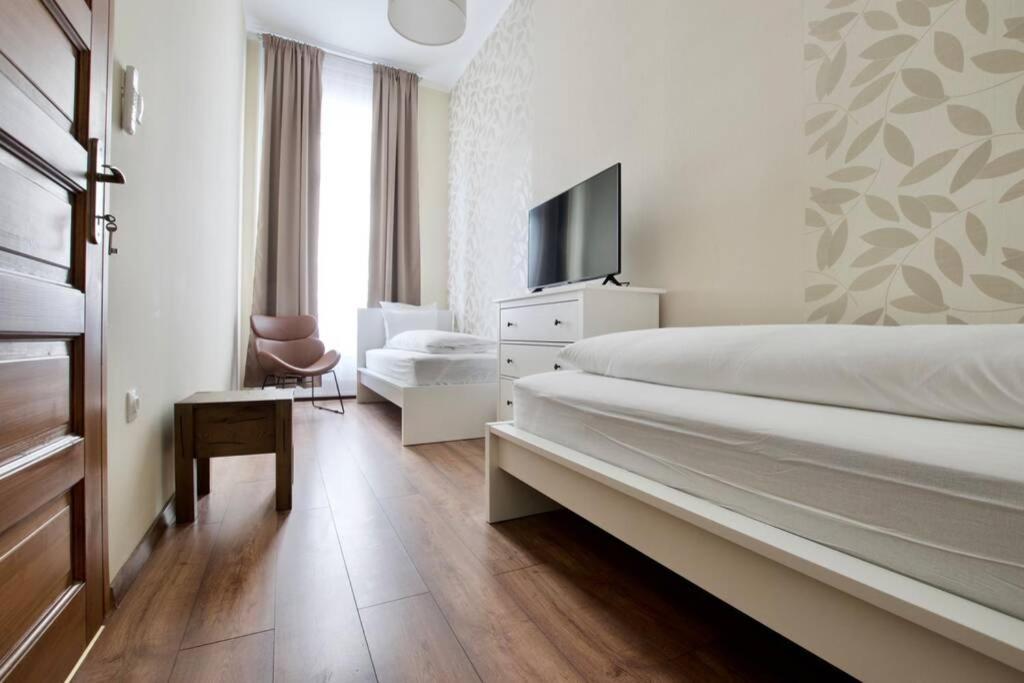 Premium Apartment By Hi5 - Central 3 Bedroom Budapeşte Dış mekan fotoğraf